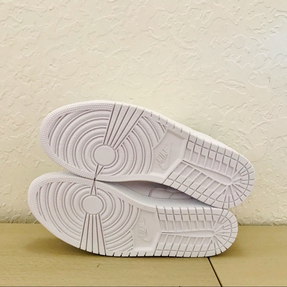 Nike Air Jordan Centre Court \